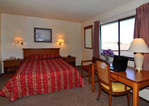 Marinwood Inn & Suites نوفاتو المظهر الخارجي الصورة